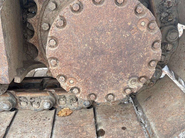 deere-230-lc-image-21