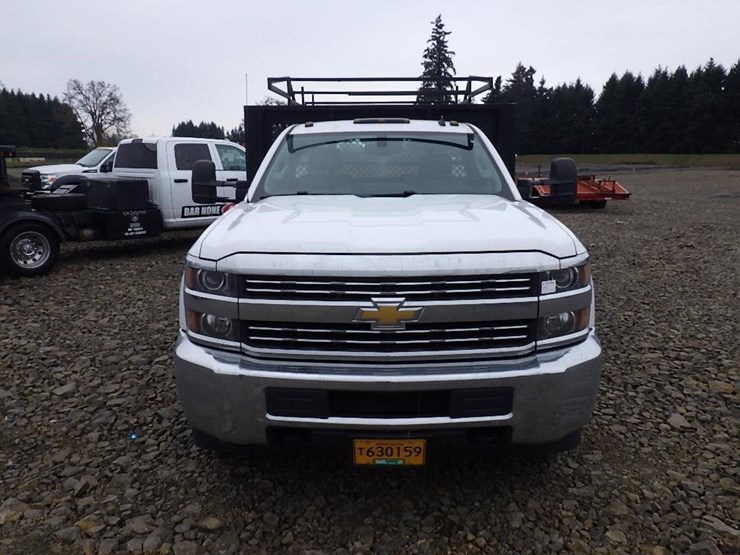 chevrolet-3500-image-2