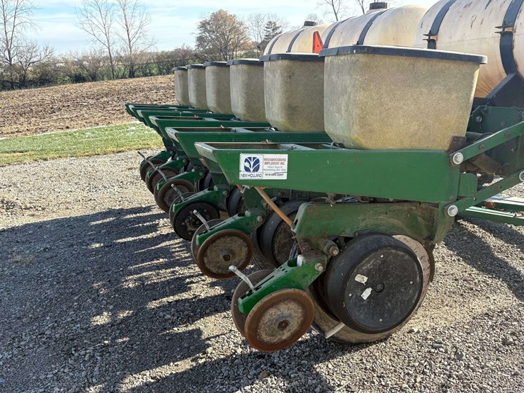 john-deere-7000-image-5