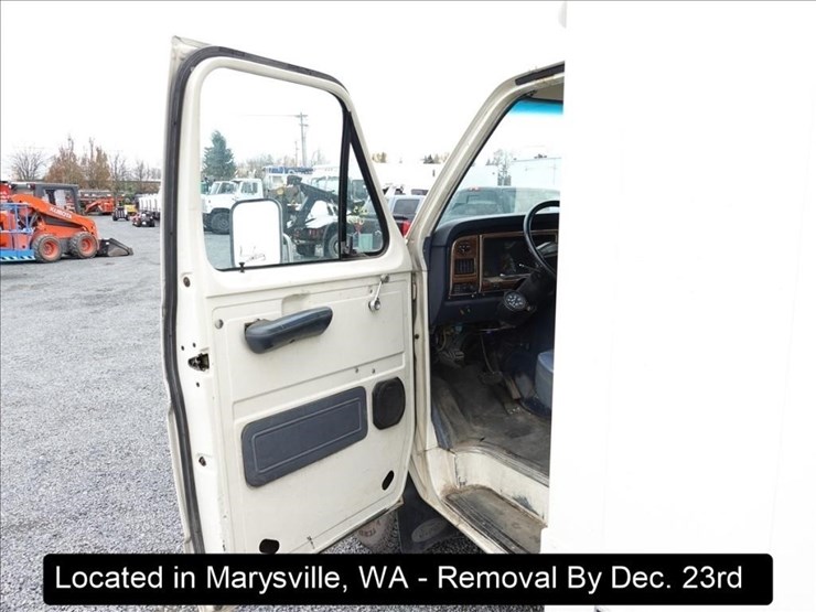 1989-ford-e350-image-9