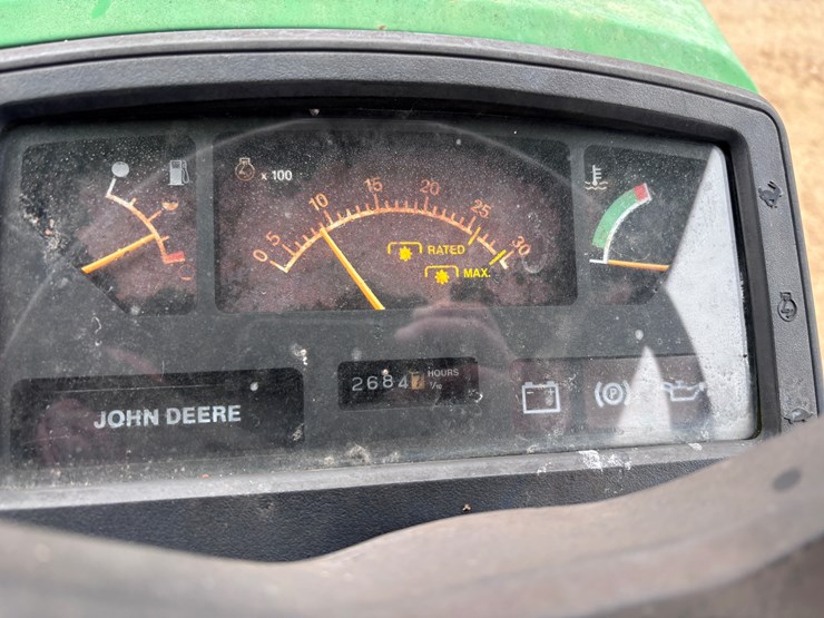john-deere-790-image-9