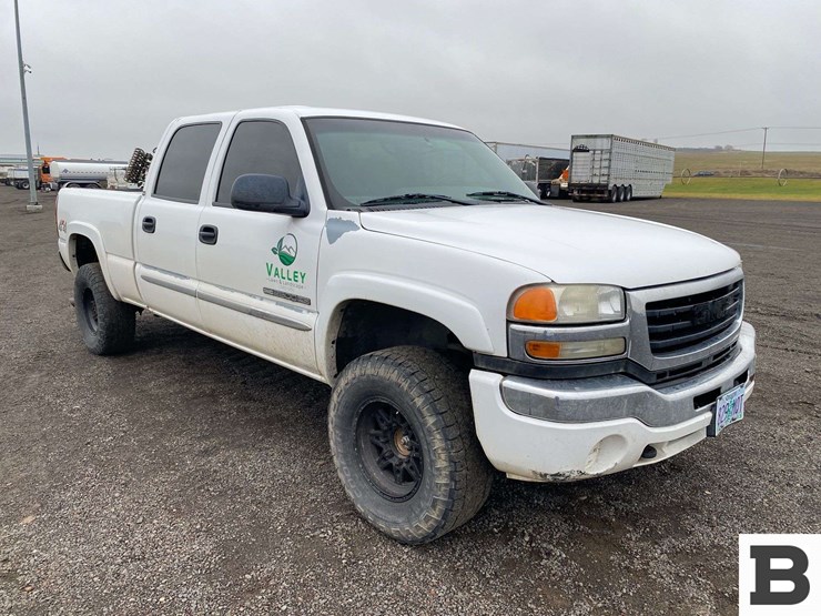 2006-gmc-sierra-2500-image-7