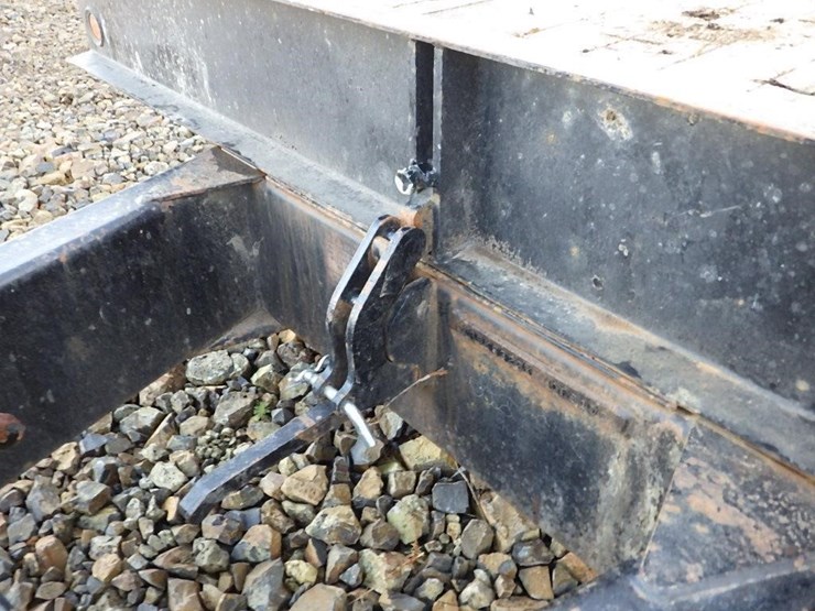 25'-t/a-equipment-trailer-image-8