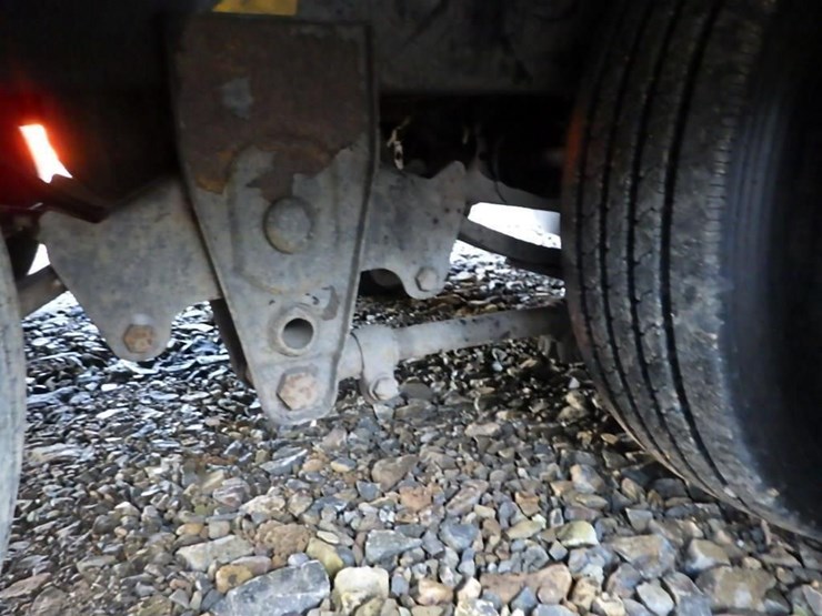 25'-t/a-equipment-trailer-image-13