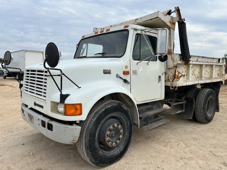 international-4700-image-1