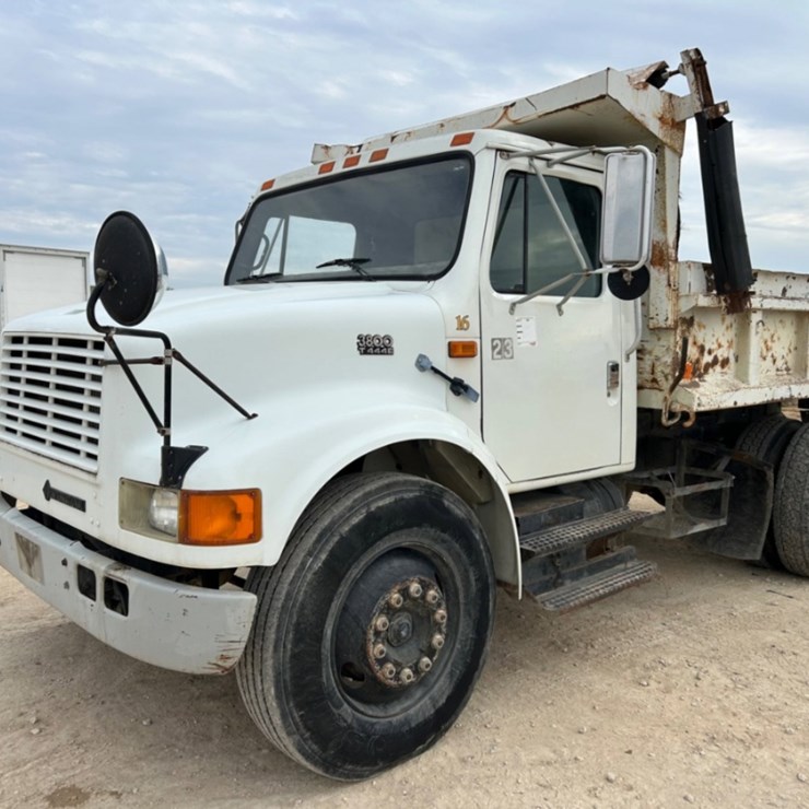 INTERNATIONAL 4700
