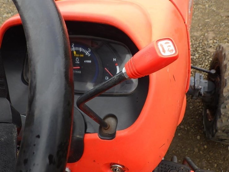 kubota-l2501-image-18