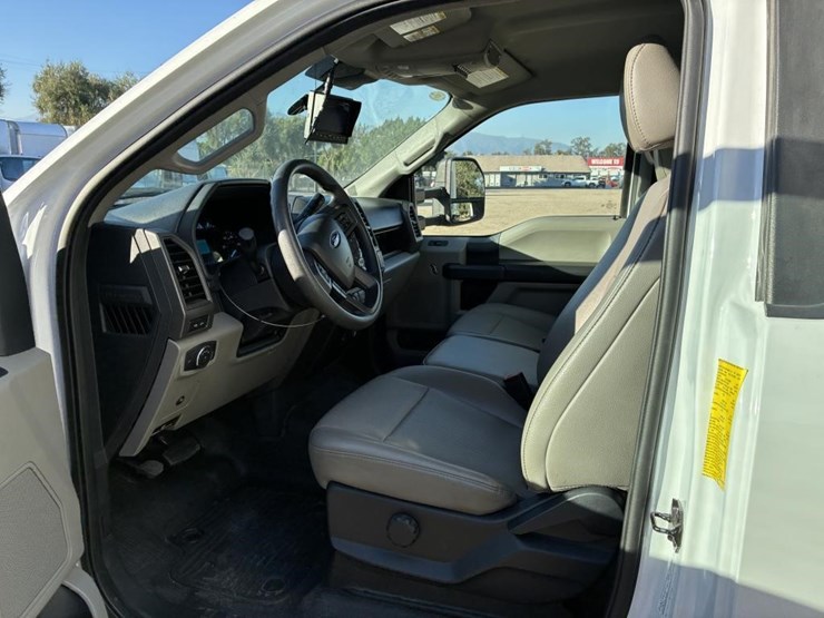 ford-f450-xl-image-12