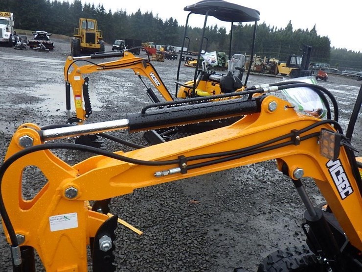 2025-vicsec-15-hydraulic-excavator-image-7