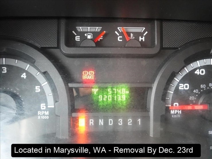 2014-ford-e550-image-10