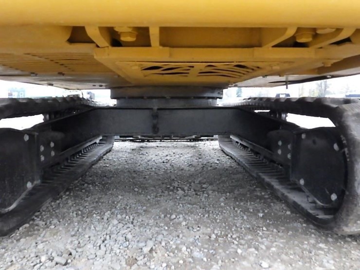 caterpillar-305.5e2-image-31