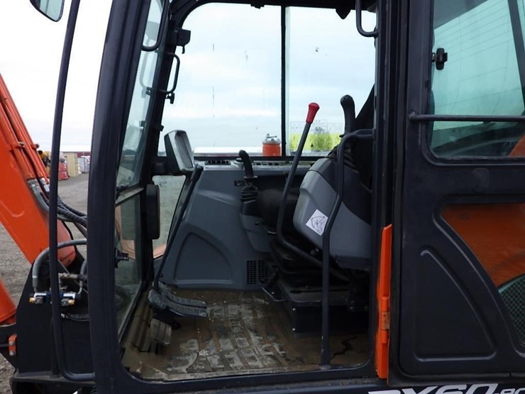 2022-doosan-sx60-9c-hydraulic-excavator-image-20