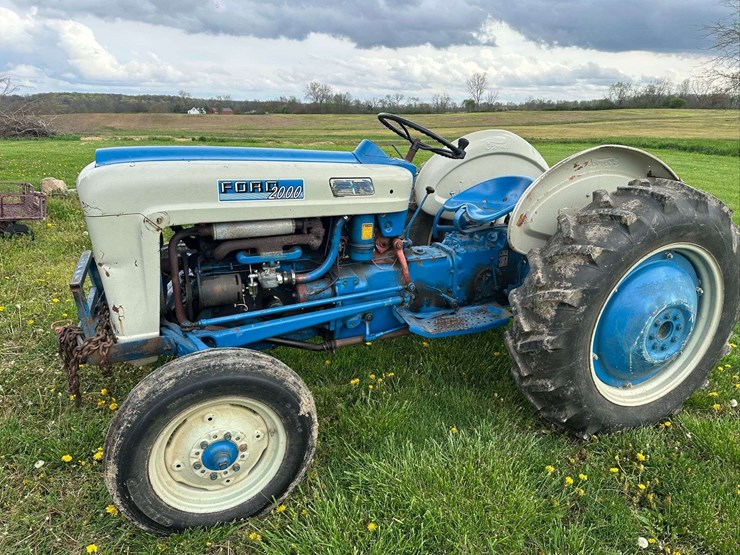 1964-ford-2000-image-1