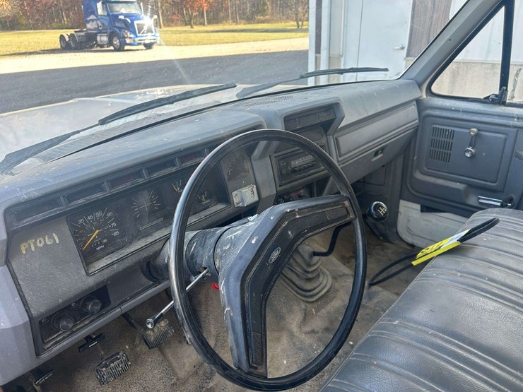 1986-ford-f350-image-14