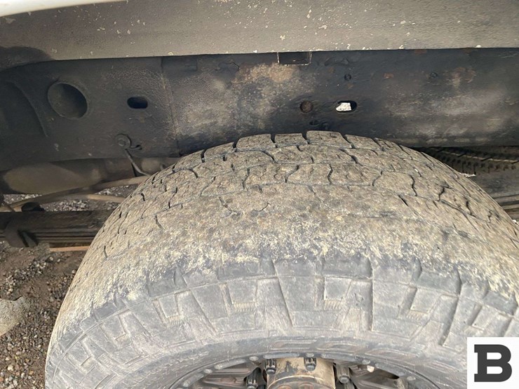 2006-gmc-sierra-2500-image-17