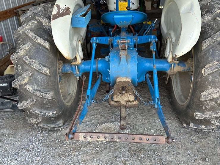 1964-ford-2000-image-3