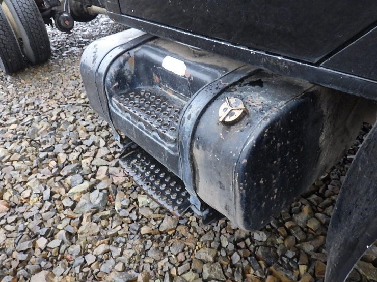 1992-international-4900-image-16