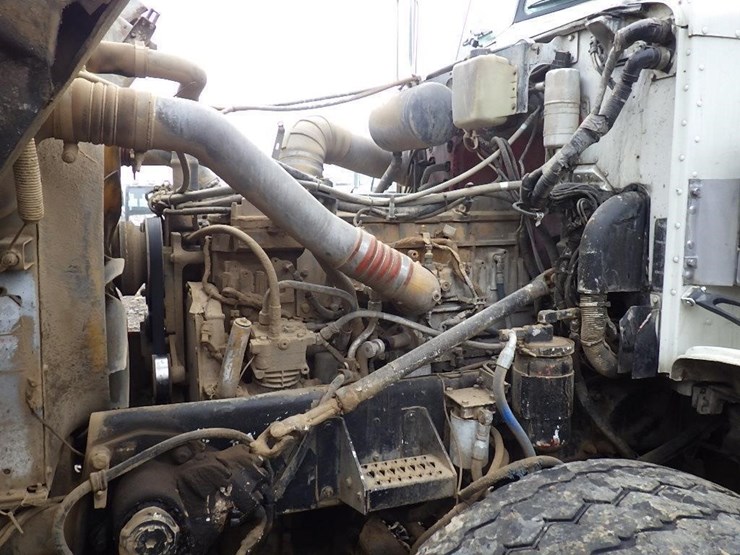 peterbilt-357-image-20