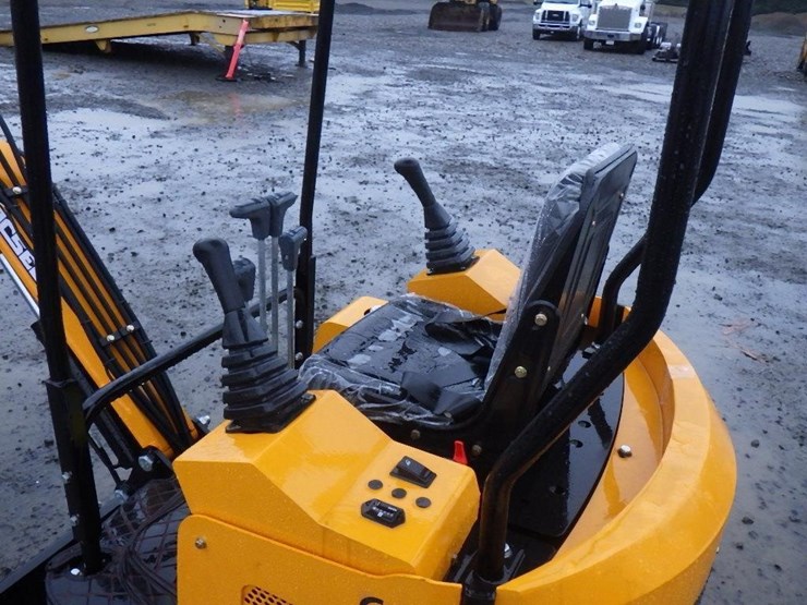 2025-vicsec-15-y-hydraulic-excavator-image-20