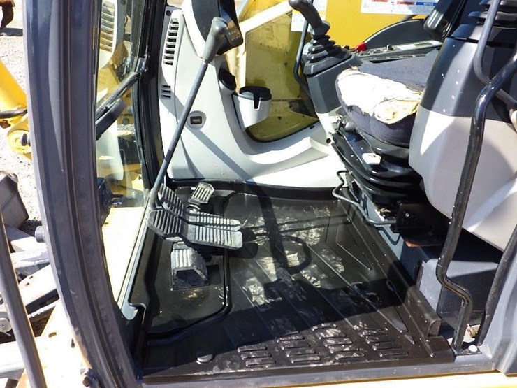 kobelco-sk85cs-3e-image-27