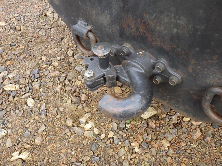 peterbilt-357-image-11