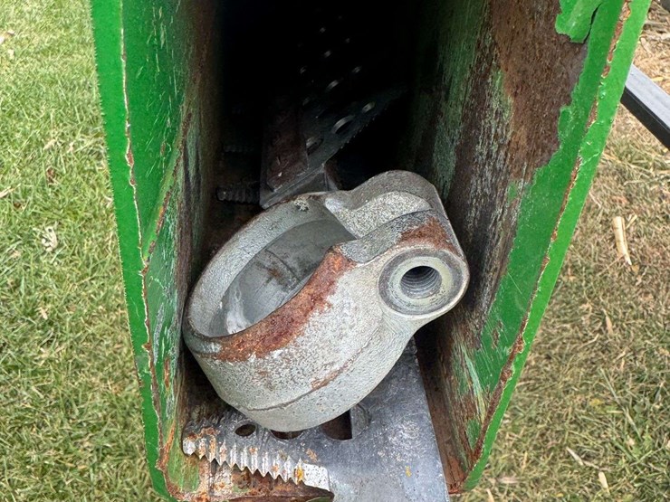 2018-john-deere-645fd-image-17