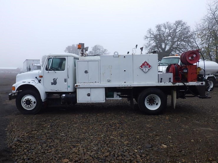 international-4900-image-8