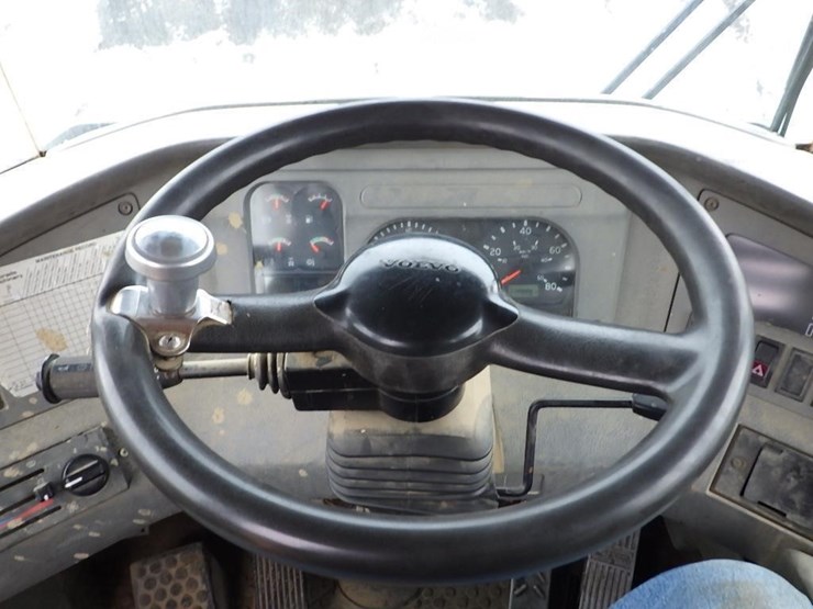 2005-volvo-a35d-image-39