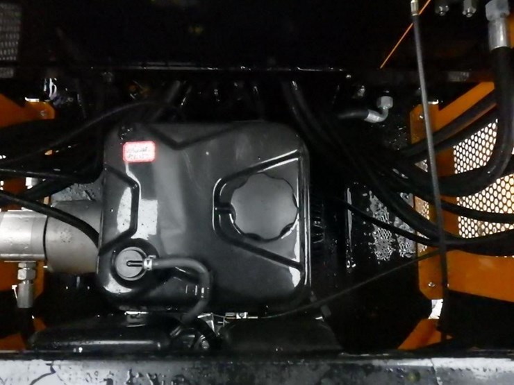 2025-vicsec-15-y-hydraulic-excavator-image-17