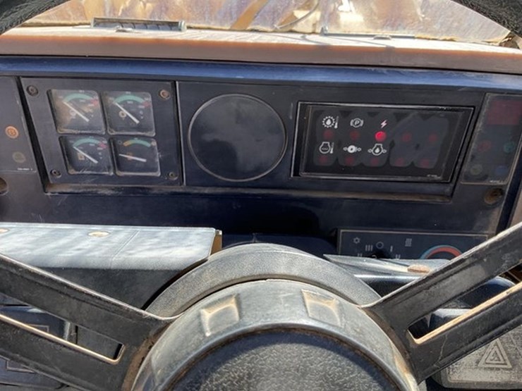 1995-caterpillar-928f-image-16