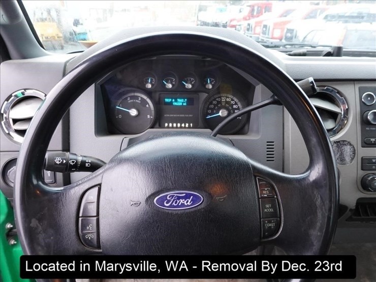 2013-ford-f650-image-14