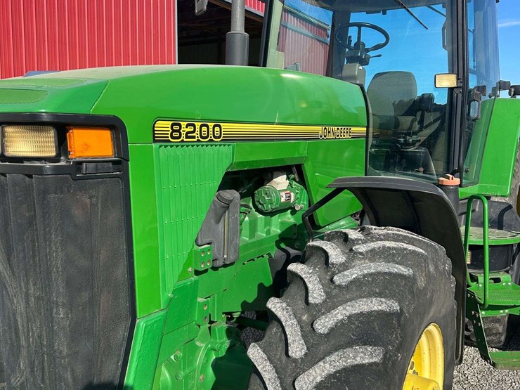 1996-john-deere-8200-image-6