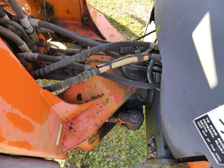 2004-kubota-r520-image-12