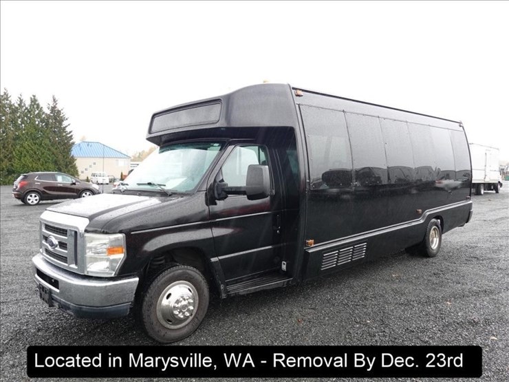 2014-ford-e550-image-1