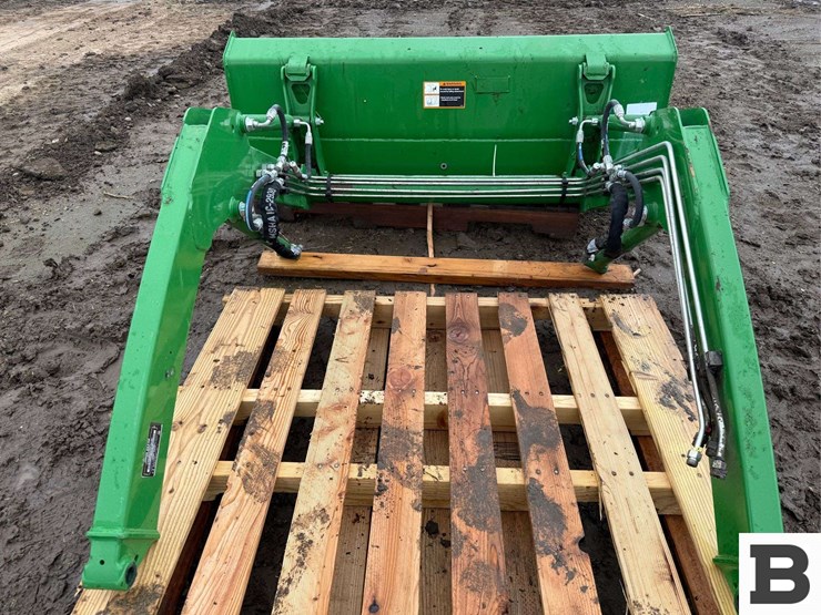 john-deere-300e-image-3