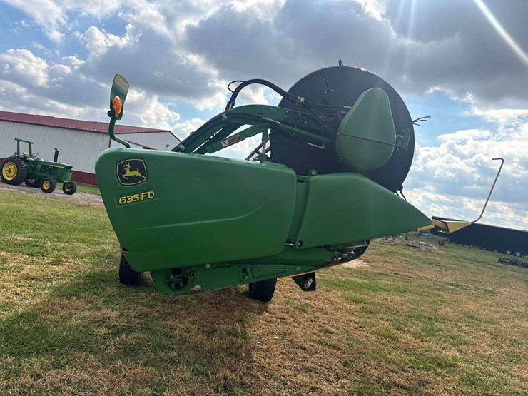 john-deere-635-image-7