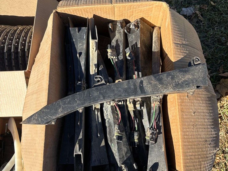 john-deere-7240-image-39