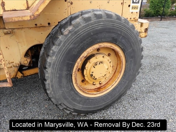 1981-caterpillar-920-image-12