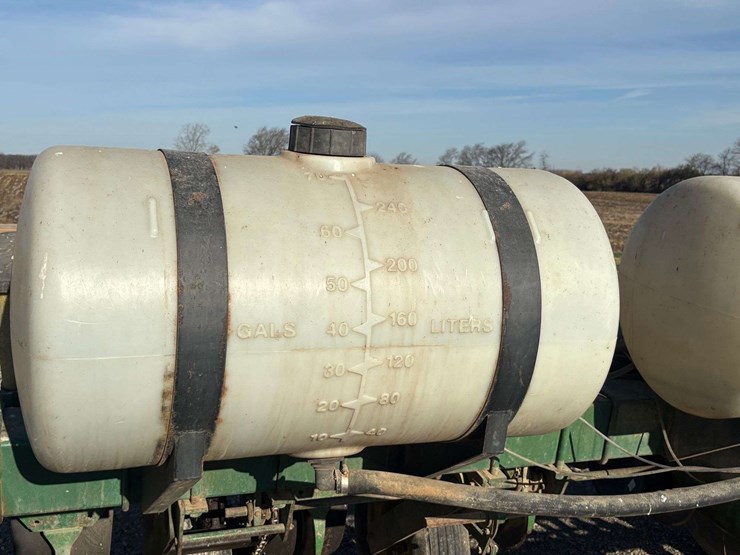 john-deere-7000-image-10