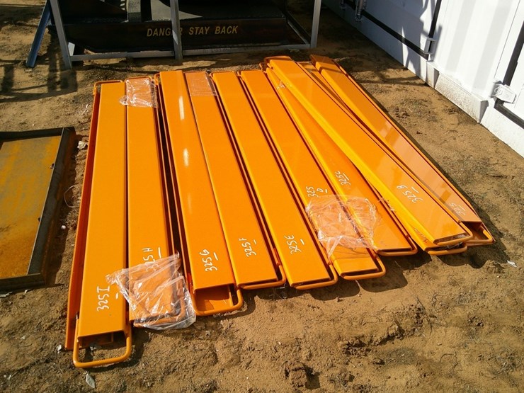 (1)-set-6ft-4"-fork-extensions-image-1