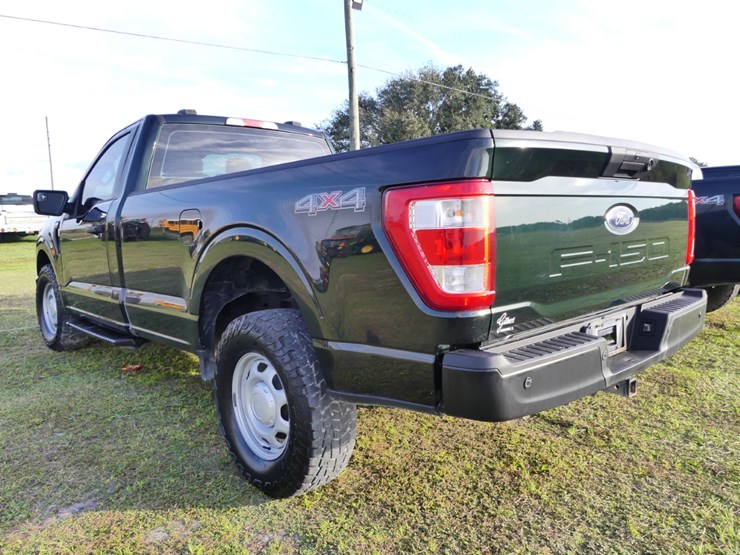2021-ford-f150-xl-image-3