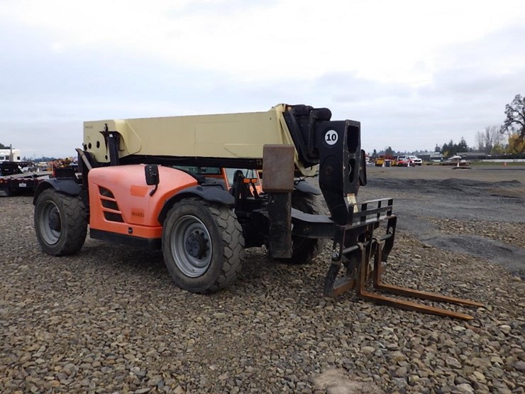 2012-jlg-g10-55a-image-2