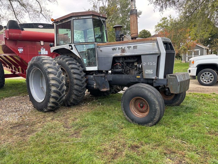 1977-white-2-155-image-1