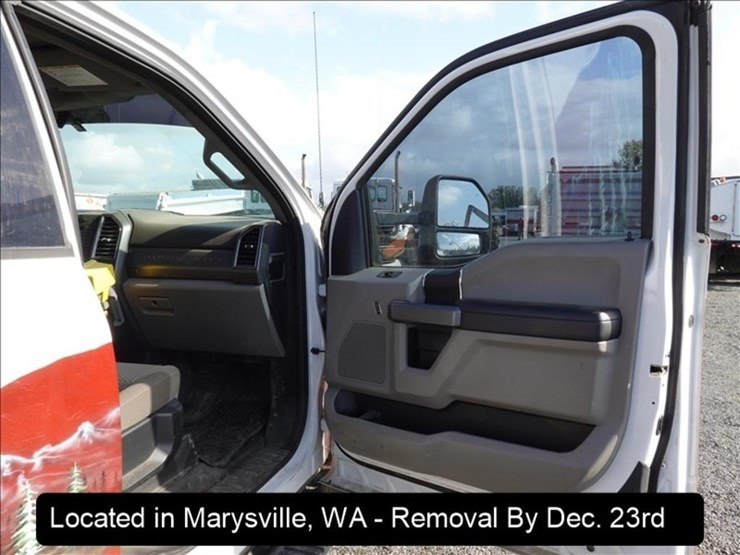 2018-ford-f550-image-17