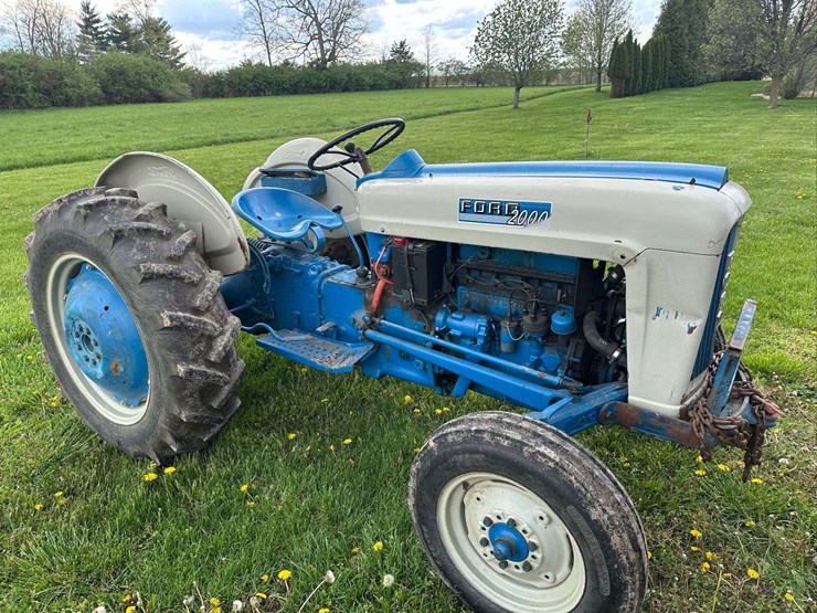 1964-ford-2000-image-2