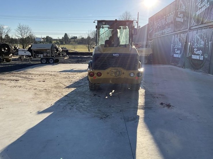 caterpillar-906m-image-3