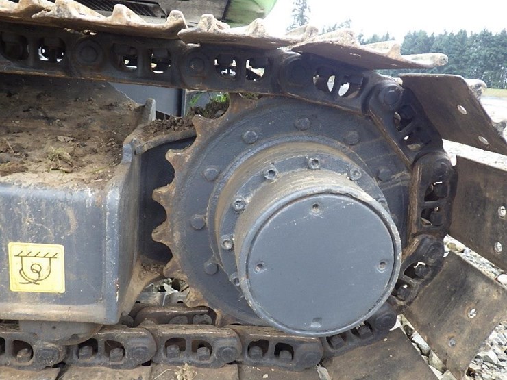 hitachi-zx75ur-image-25