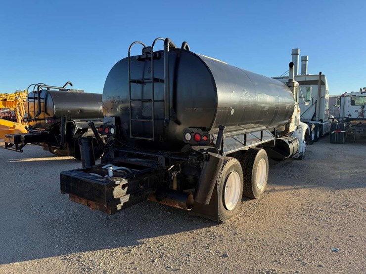 1998-international-9100-image-3