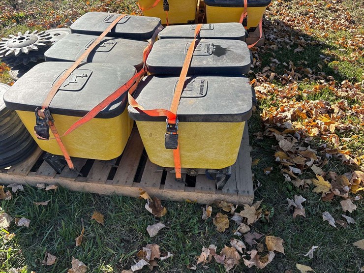 john-deere-7240-image-2