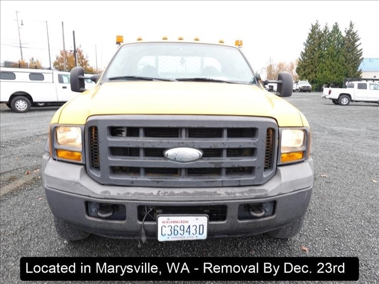 2005-ford-f450-image-21